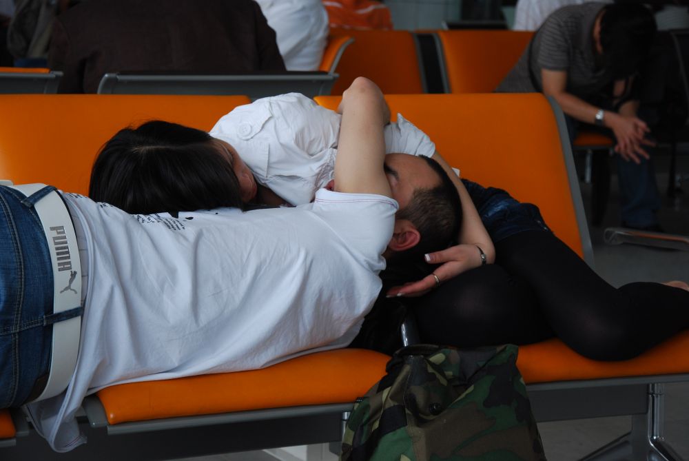 voyageurs endormis à CDG